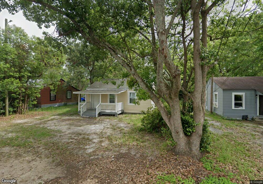 913 3rd Ave SW, Moultrie, GA 31768 - photo 1