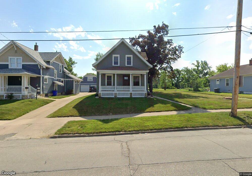 1120 19th St SE, Cedar Rapids, IA 52403 - photo 1