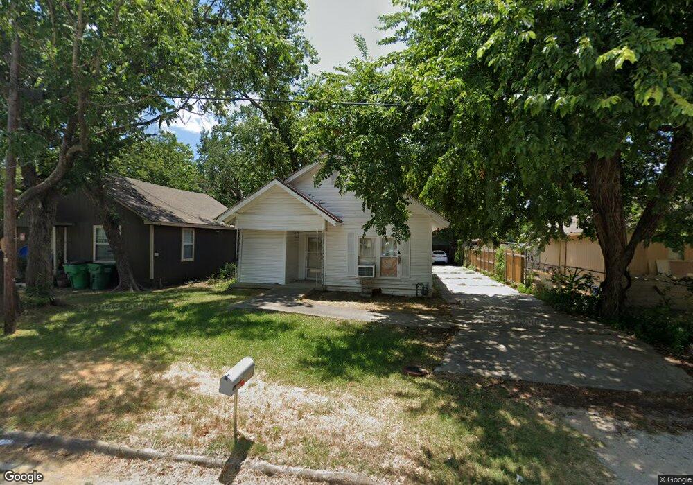 1606 Belcher St, Gainesville, TX 76240 - photo 1