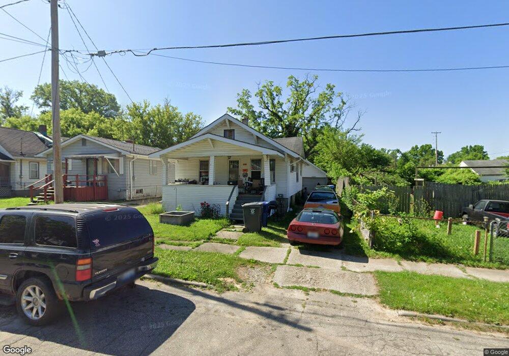 210 E Belvidere Ave, Flint, MI 48503 - photo 1