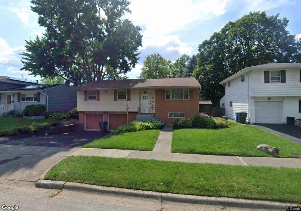 4767 Bourke Rd, Columbus, OH 43229 - photo 1