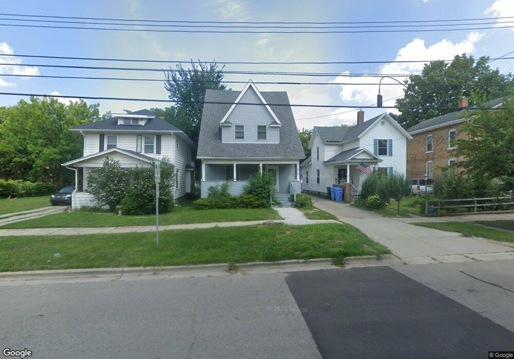 816 N Walnut St unit 1, Lansing, MI 48906 - photo 1