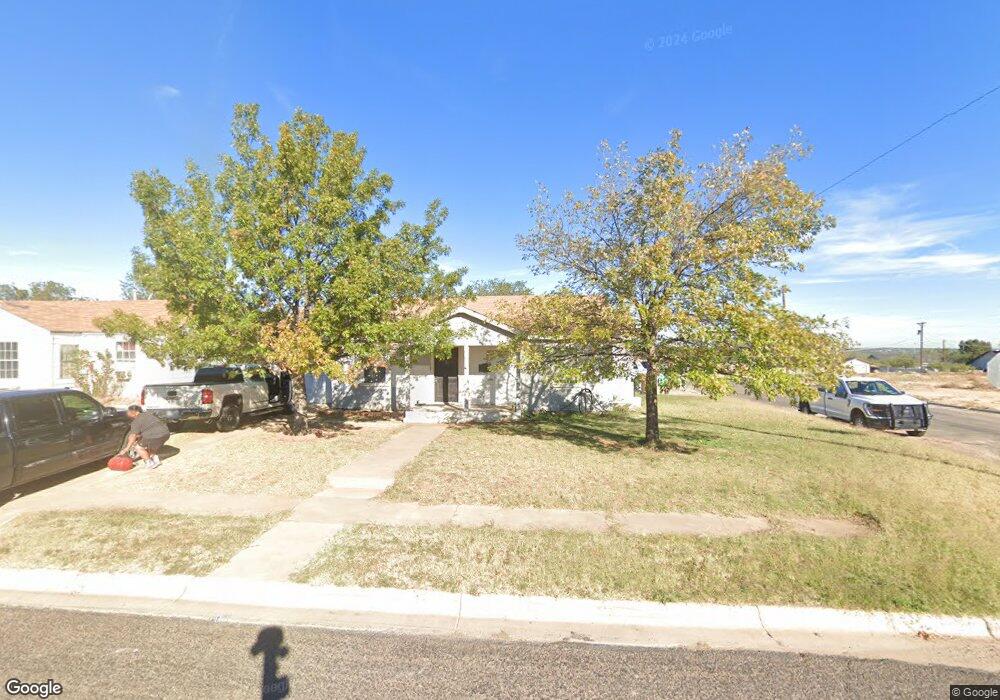 600 W 17th St, Big Spring, TX 79720 - photo 1