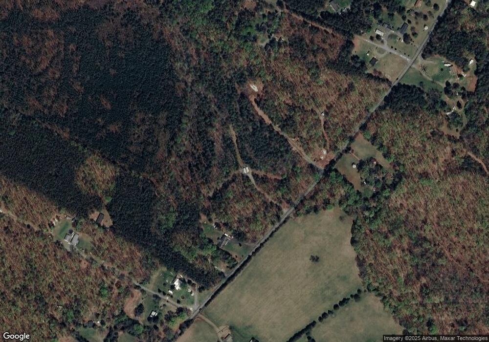 977 Chopping Rd, Louisa, VA 23117 - photo 1