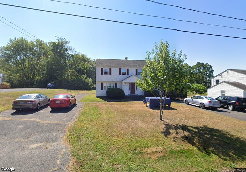 47 Hobart Ln, Amherst, MA 01002 - photo 1