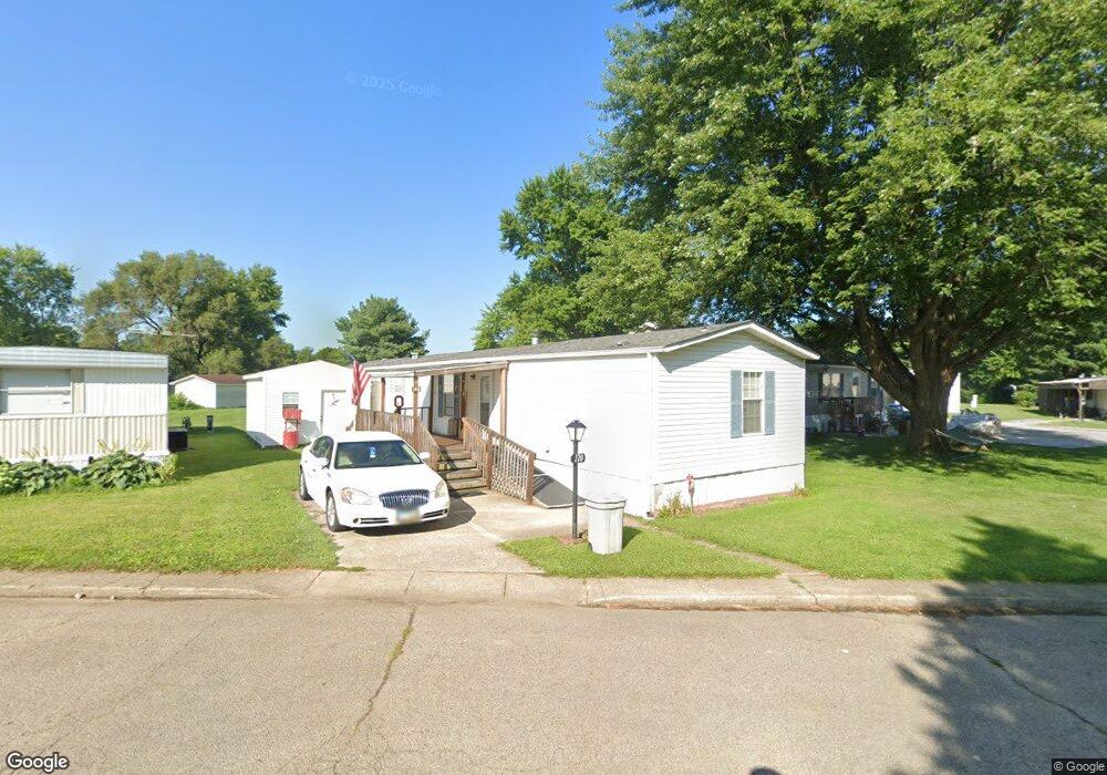 271 Villa Dr, Circleville, OH 43113 - photo 1