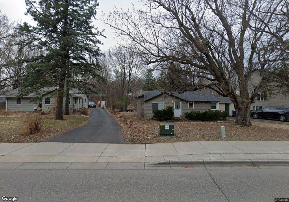 17801 Excelsior Blvd, Minnetonka, MN 55345 - photo 1