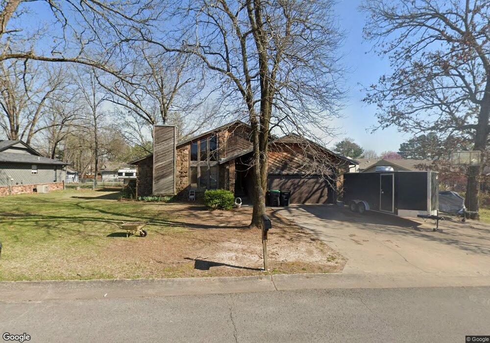 1001 Kaufman Ave, Tahlequah, OK 74464 - photo 1