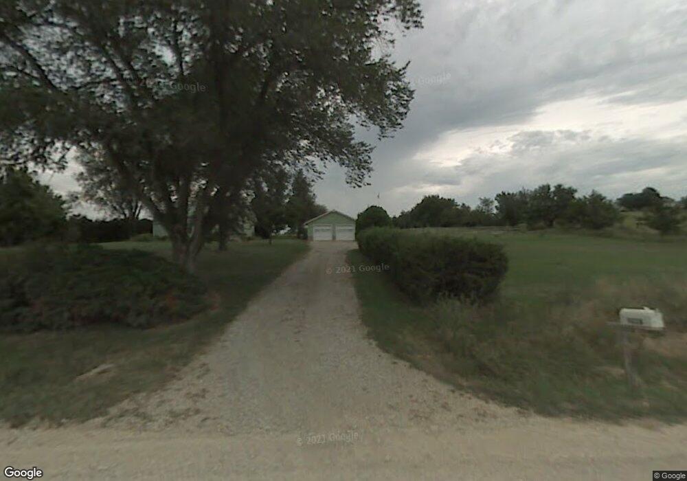 9234 SW 37th St, Topeka, KS 66614 - photo 1