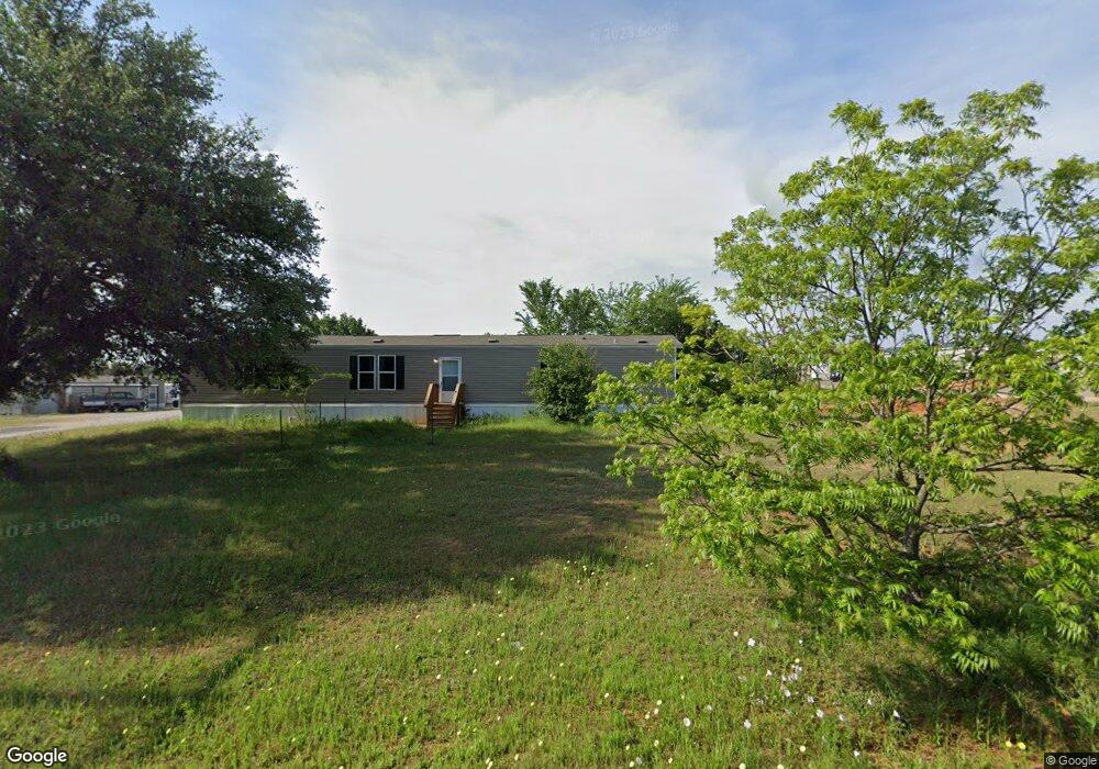 977 Fox Ln, Azle, TX 76020 - photo 1