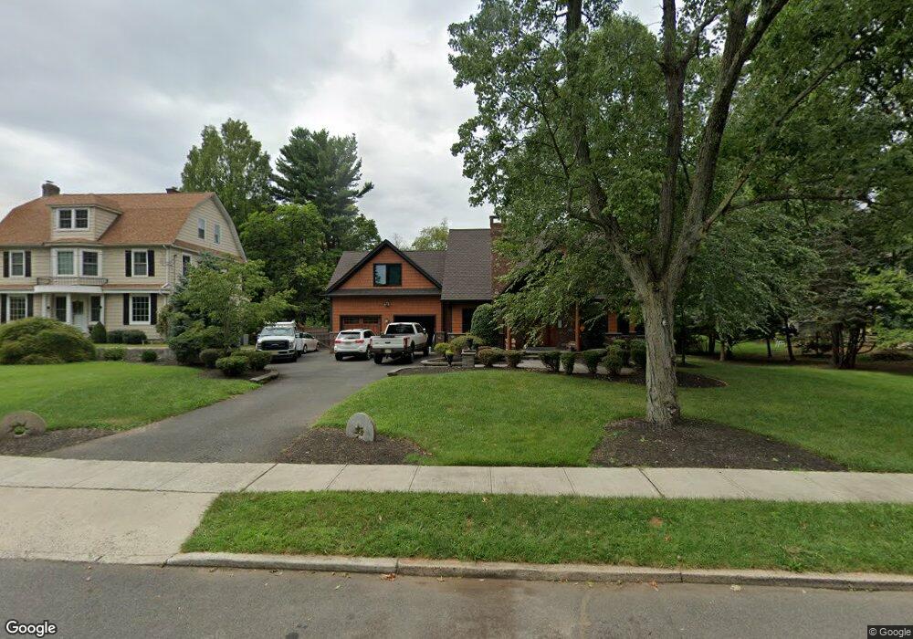 221 Beechwood Ave, Middlesex, NJ 08846 - photo 1