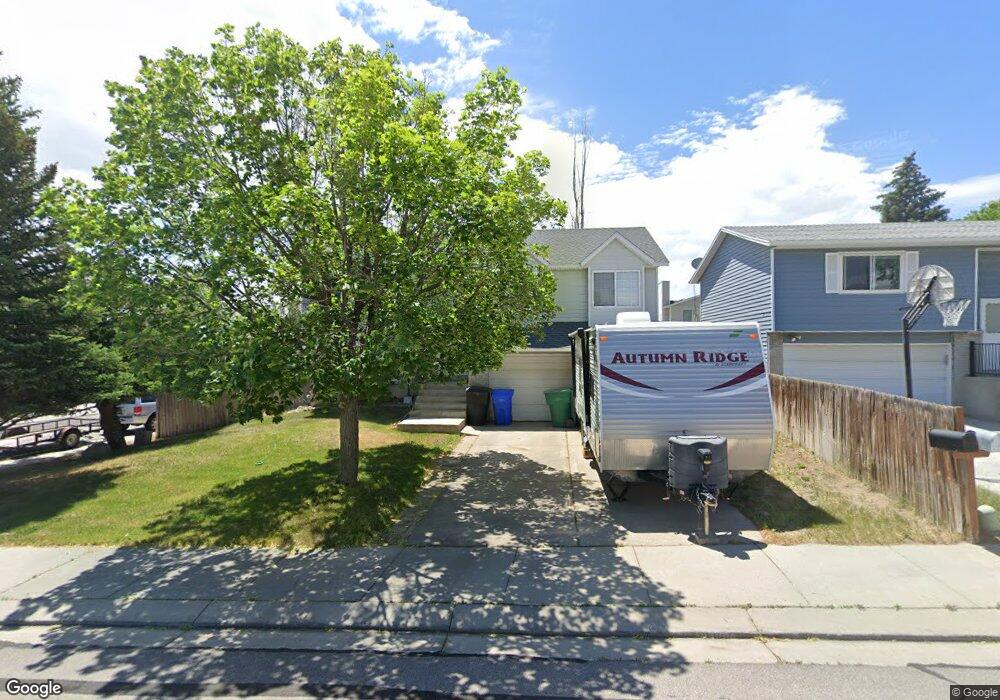 5537 Bluevail Ct, West Jordan, UT 84081 - photo 1