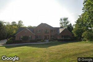 310 Summer View Dr, Cincinnati, OH 45255