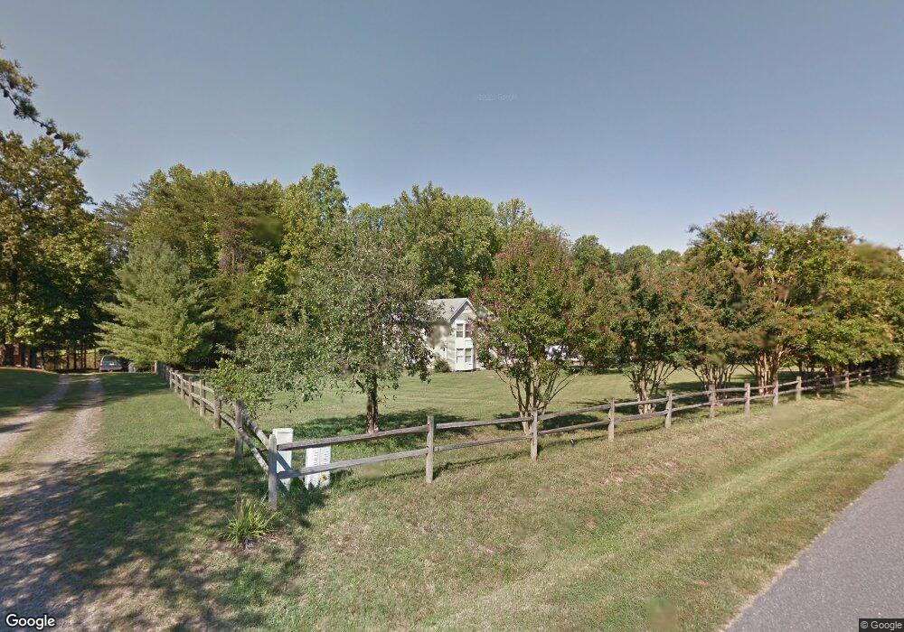 215 Woodfield Dr, Spotsylvania, VA 22553 - photo 1