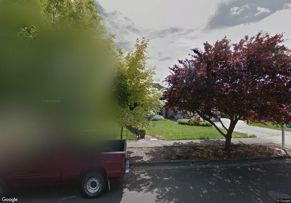 114 W Edgewood Dr, Newberg, OR 97132 - photo 1