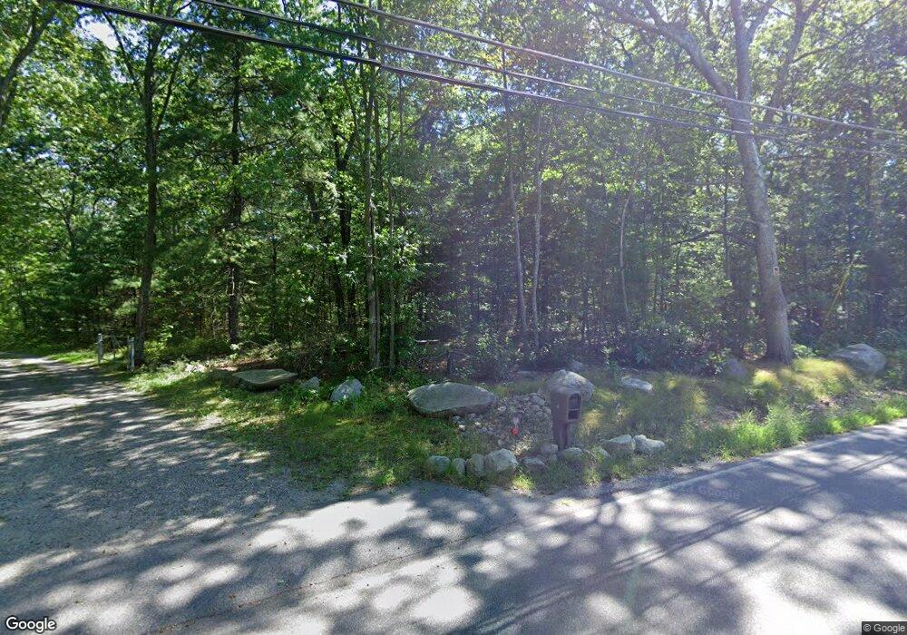 27 Bellingham Rd, Blackstone, MA 01504 - photo 1