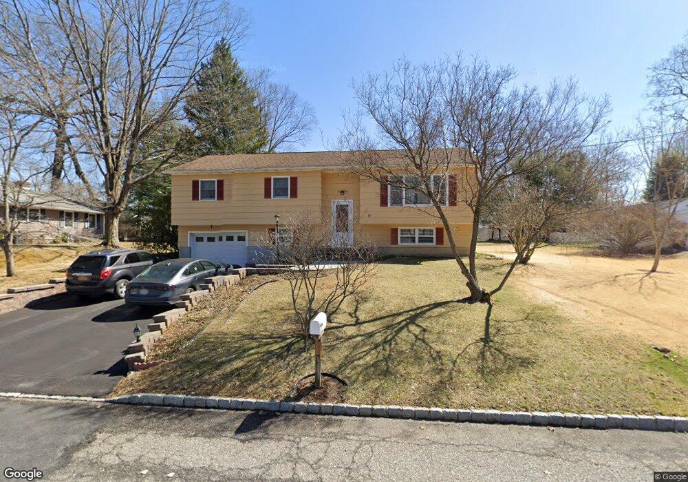 10 Westwood Dr, Walden, NY 12586 - photo 1