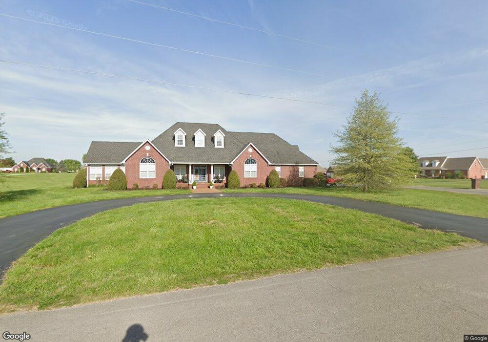173 Michael Cir, Lafayette, TN 37083 - photo 1