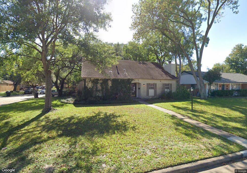 1027 Mosher Ln, Houston, TX 77088 - photo 1