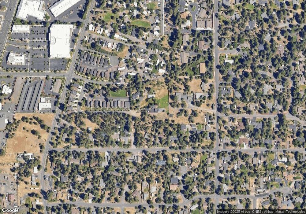 61230 Travis Rd, Bend, OR 97702 - photo 1