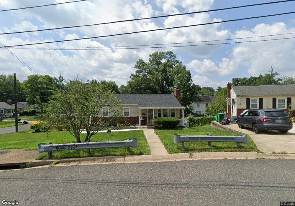 5204 59th Ave, Riverdale, MD 20737 - photo 1