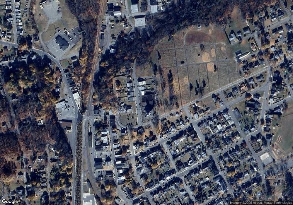 39 Spring St, Weatherly, PA 18255 - photo 1