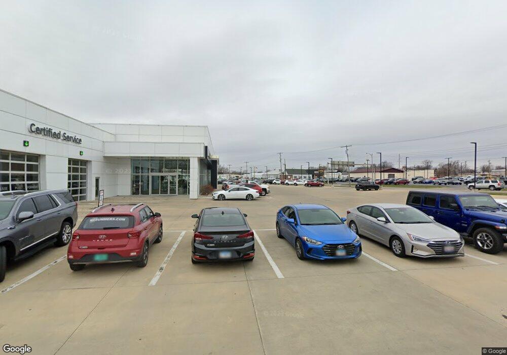 209 S 19th St, Mattoon, IL 61938 - photo 1