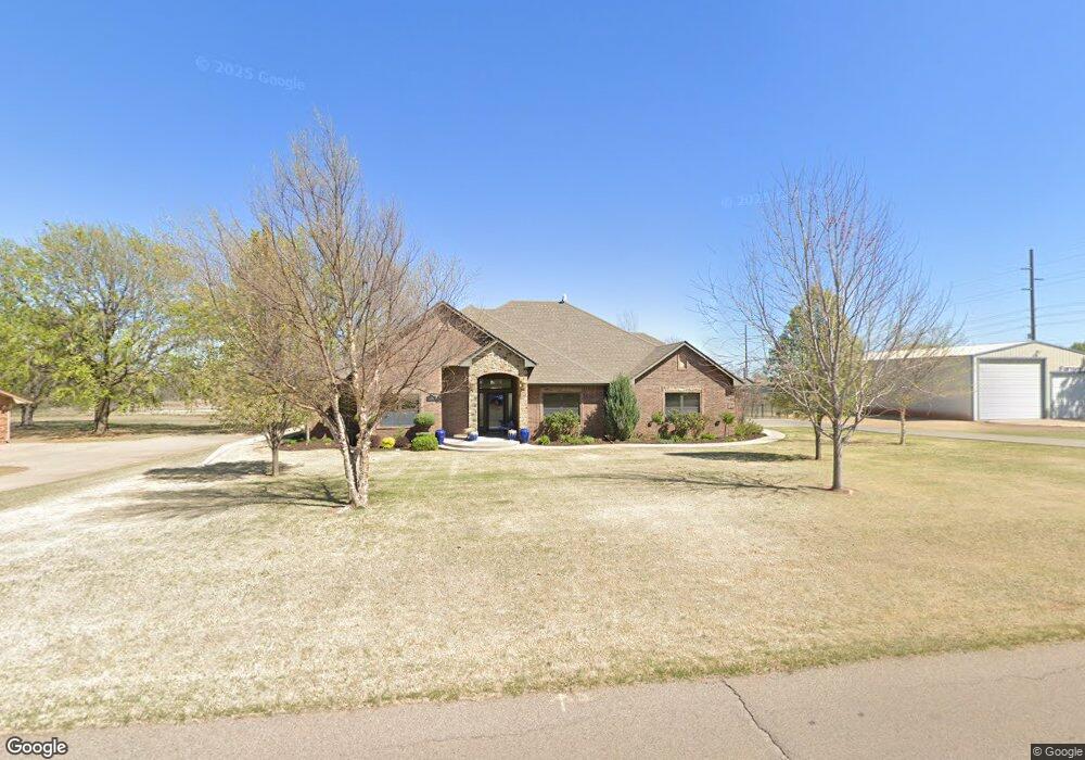126 Falcon Rd, Elk City, OK 73644 - photo 1