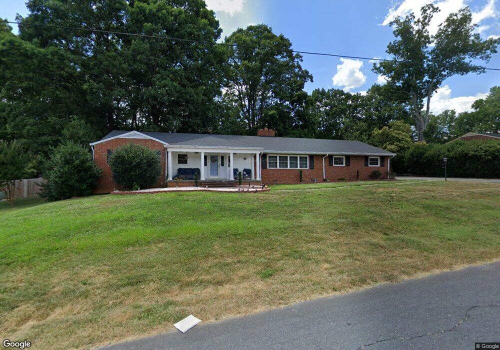 1422 Arrowwood Rd, Asheboro, NC 27205 - photo 1