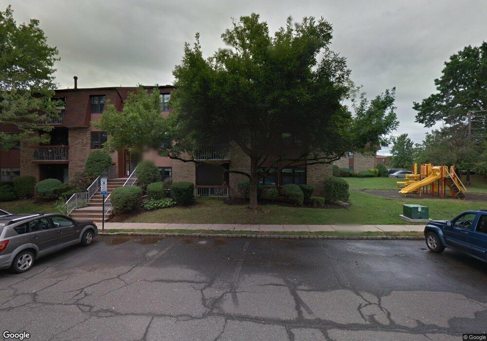 300 Alpine Way unit C, Woodbridge Township, NJ 07095 - photo 1