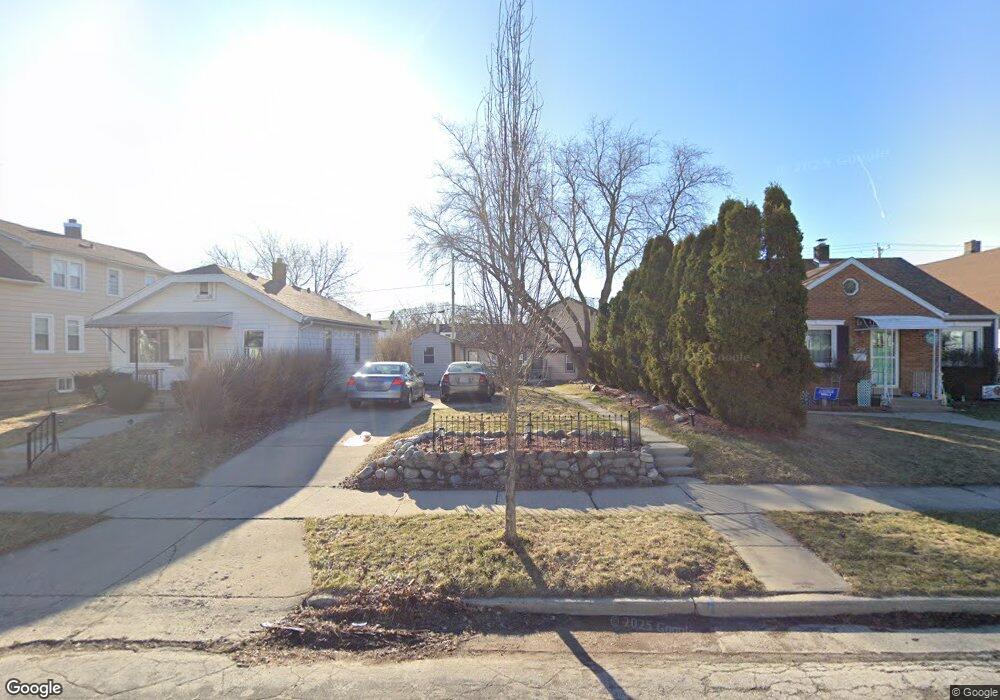 4123 S 1st St, Milwaukee, WI 53207 - photo 1