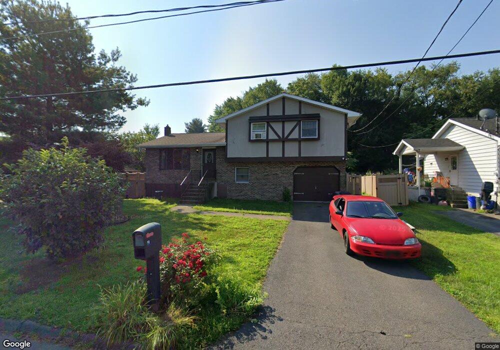 79 Knox St, Hanover Township, PA 18706 - photo 1