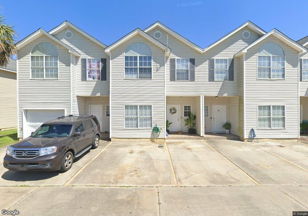 15300 Dismuke 11b, Ocean Springs, MS 39564 - photo 1