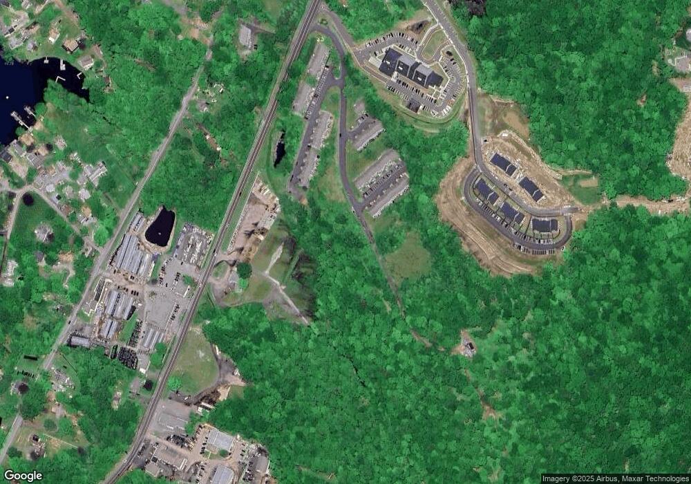 306 Lake Vista Dr unit 306, East Hampton, CT 06424 - photo 1