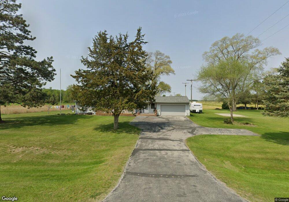 6990 S Vassar Rd, Vassar, MI 48768 - photo 1