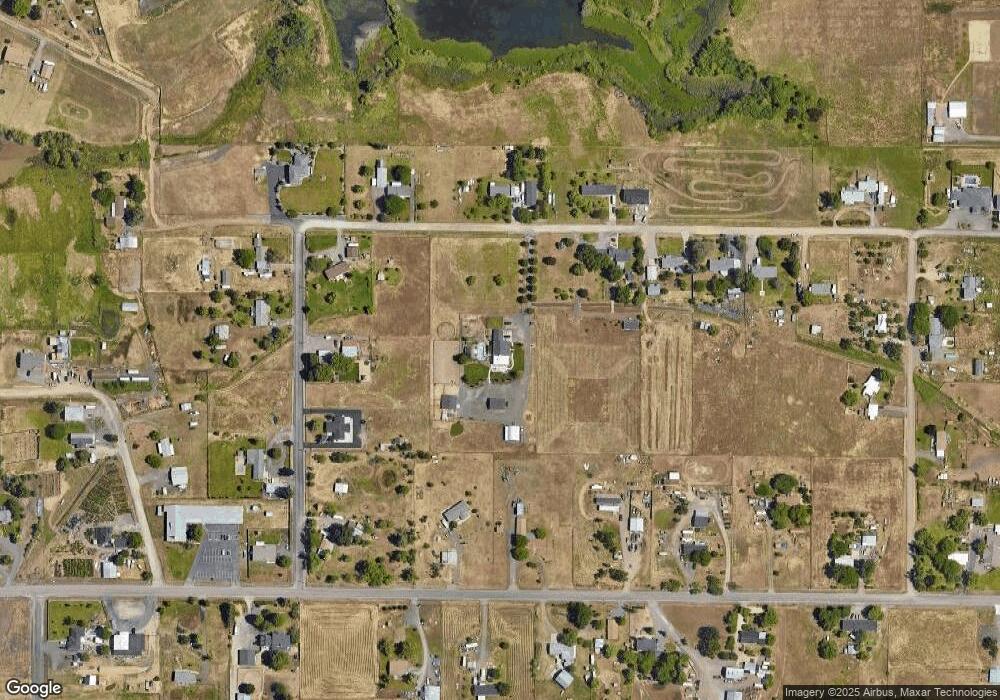 2736 Lake Shore Dr, Central Point, OR 97502 - photo 1