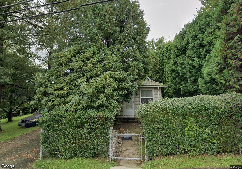 40 Sylvan Lake Rd, Oakville, CT 06779 - photo 1