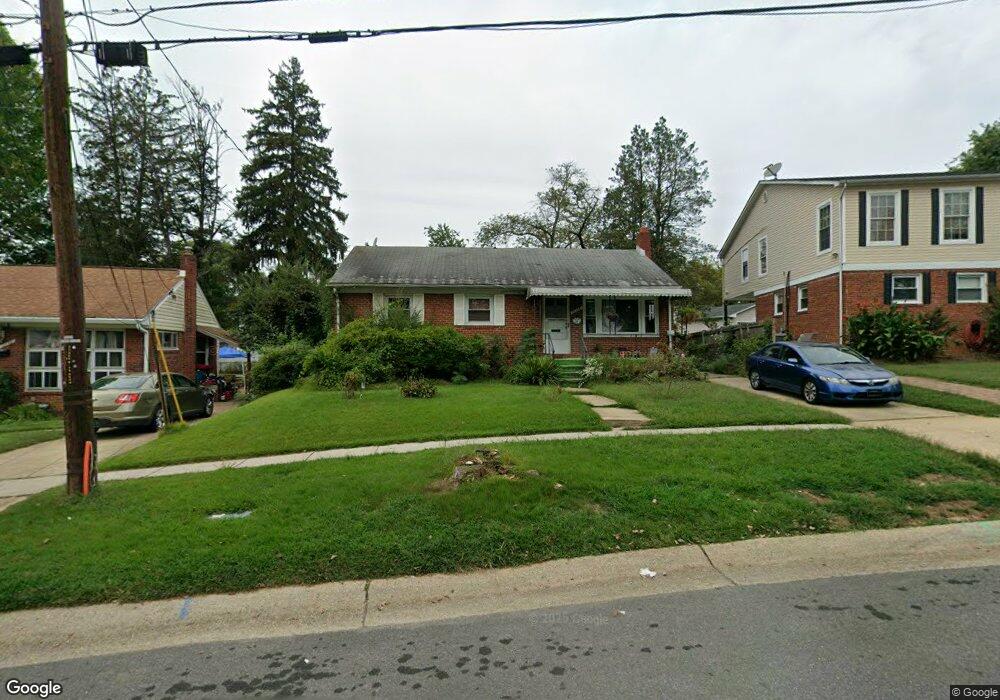 12732 Robindale Dr, Rockville, MD 20853 - photo 1