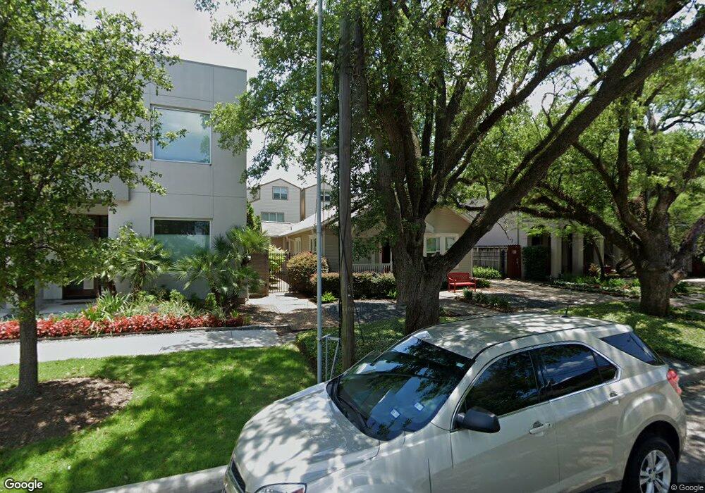 2009 Elmen St, Houston, TX 77019 - photo 1