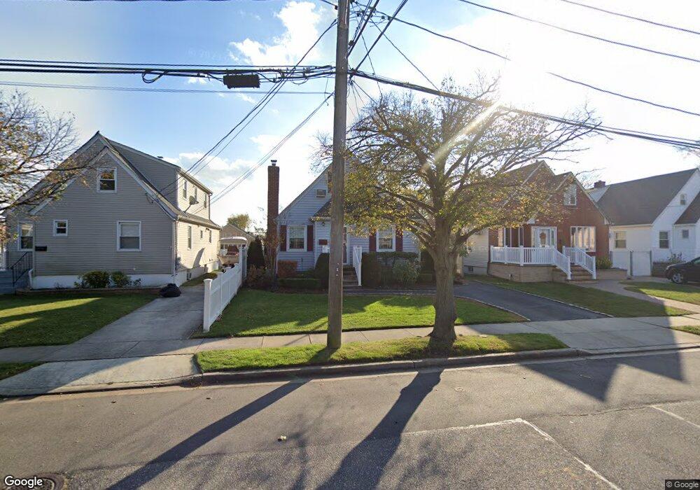 66 Cypress Ave, Oceanside, NY 11572 - photo 1