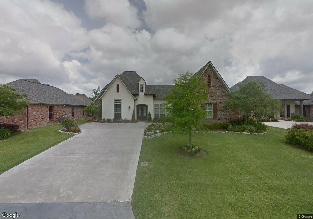 1130 Benvue Ln, Lake Charles, LA 70605 - photo 1