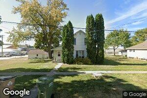 200 N Chestnut St, Edgewood, IA 52042