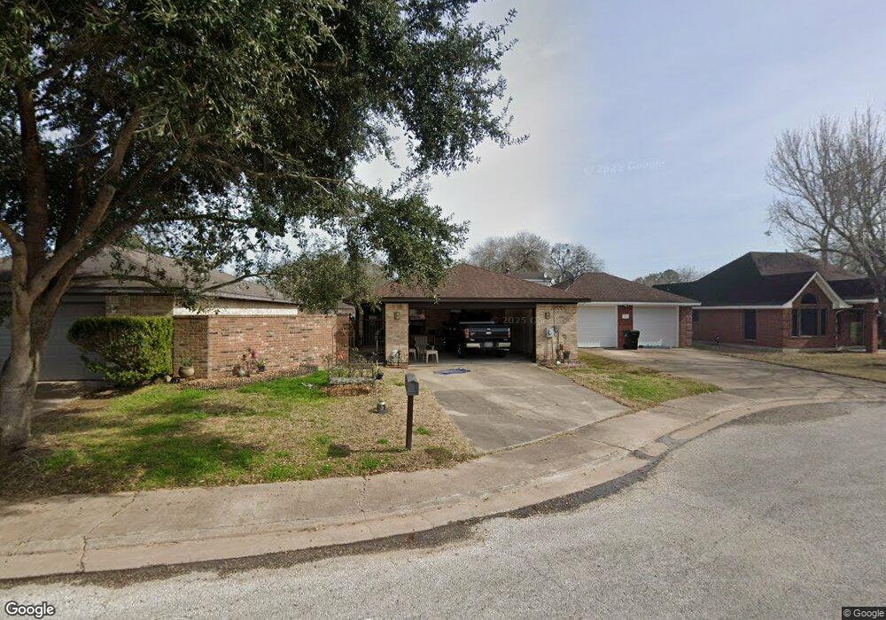 2013 Chelsea Ct, Rosenberg, TX 77471 - photo 1