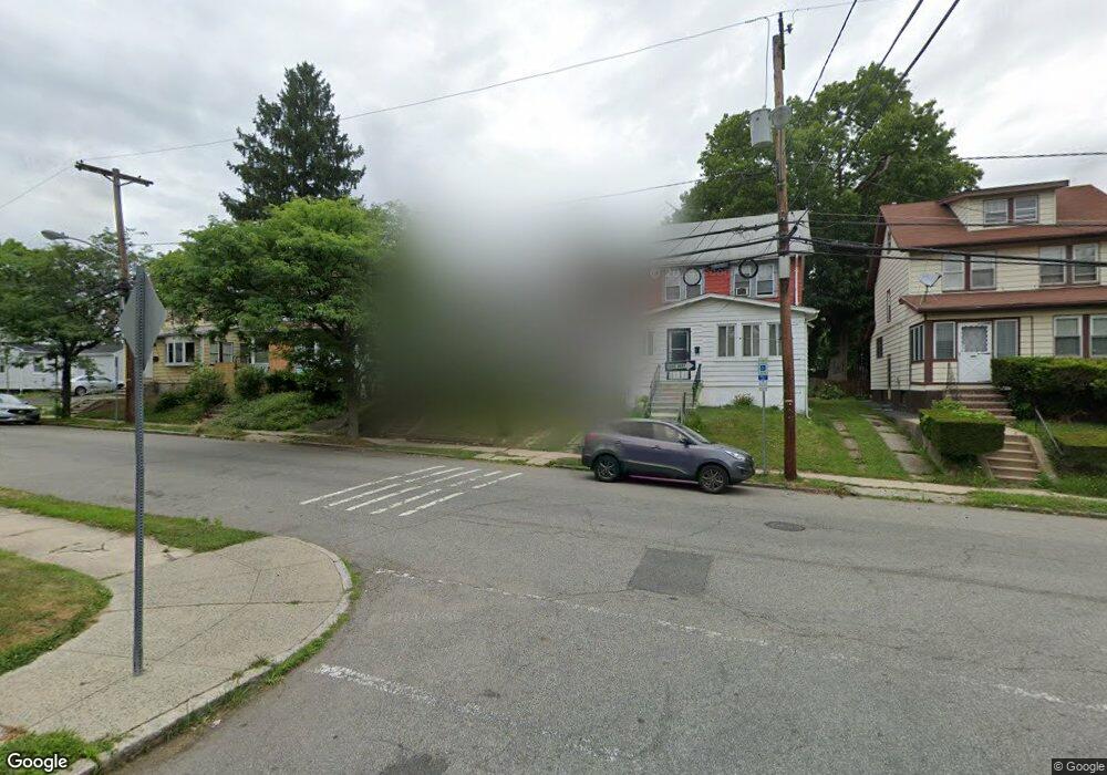 17 Varsity Rd unit 19, Newark, NJ 07106 - photo 1