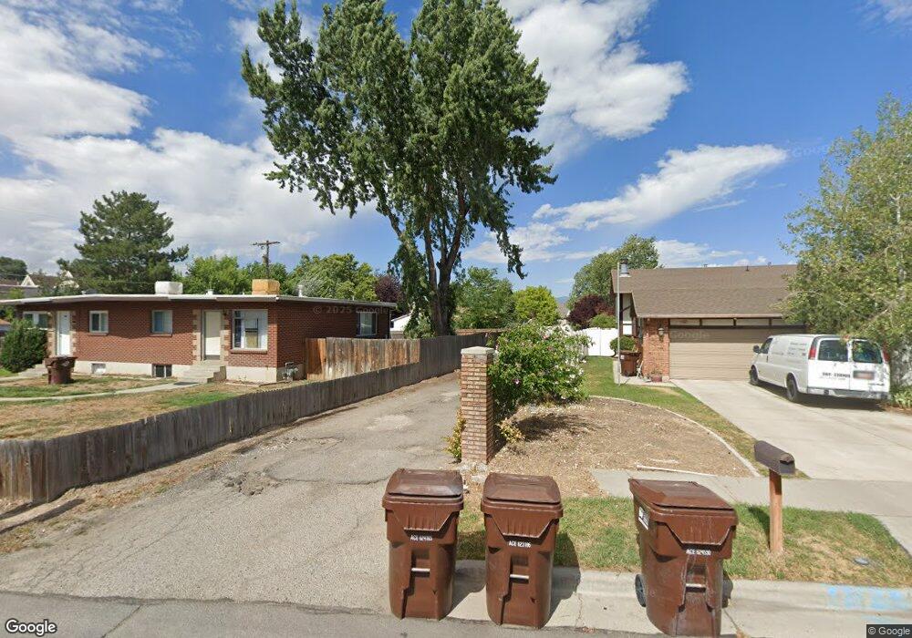 746 E Baker Dr, Midvale, UT 84047 - photo 1