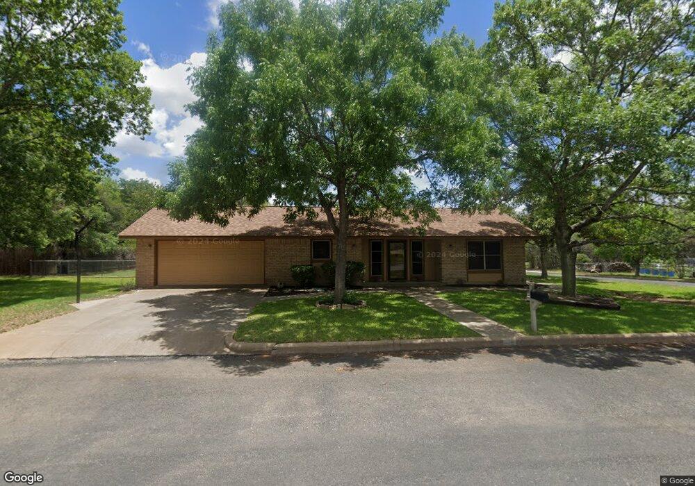 202 W Driftwood Dr, Fredericksburg, TX 78624 - photo 1