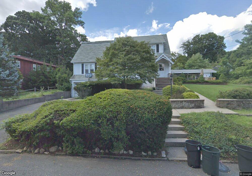 10 Manor Place, Dobbs Ferry, NY 10522 - photo 1