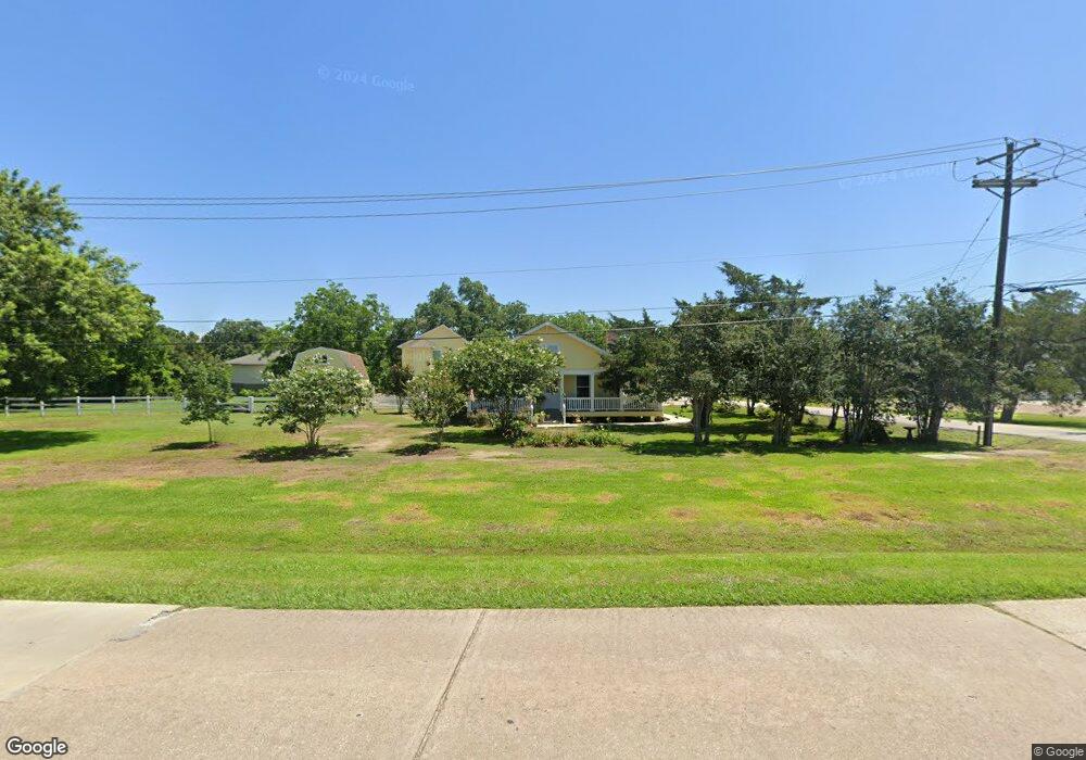 303 E Winding Way Dr, Friendswood, TX 77546 - photo 1