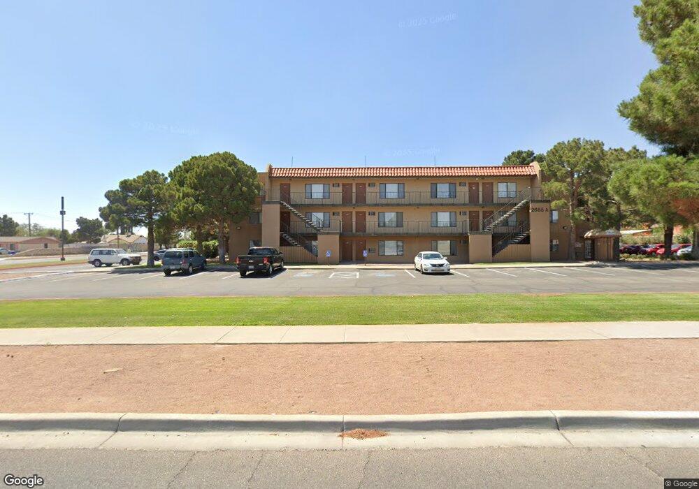 2655 N Yarbrough Dr, El Paso, TX 79925 - photo 1