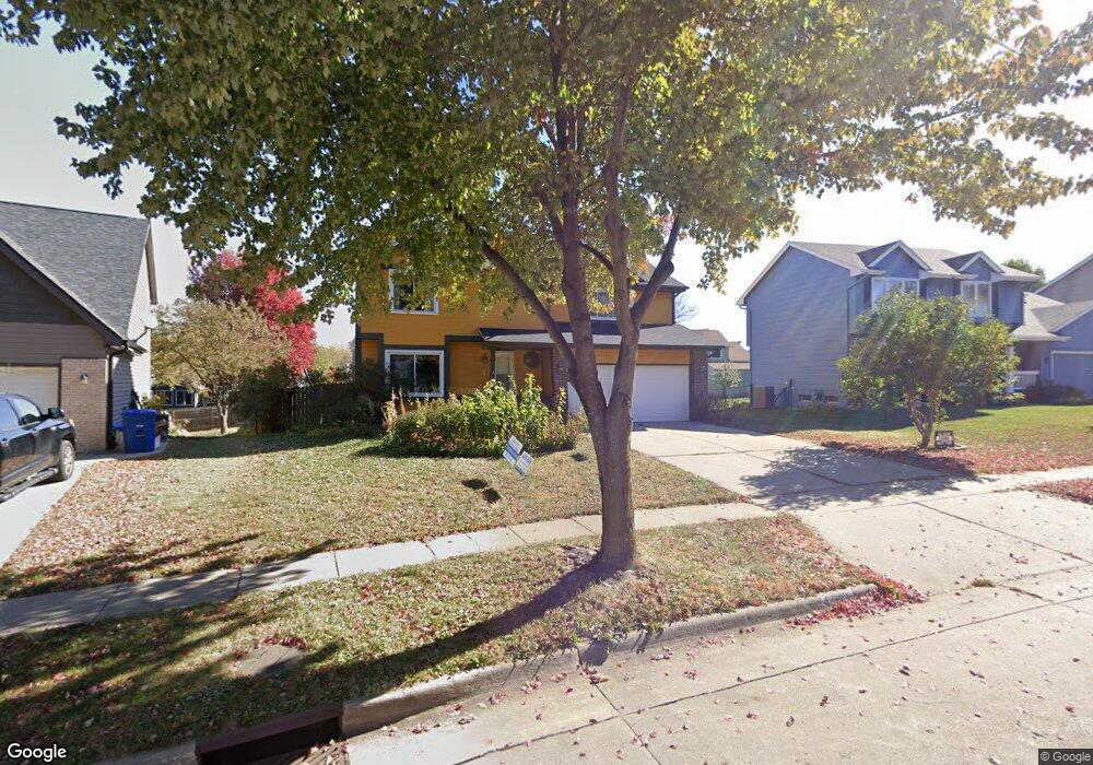 4521 49th St, Des Moines, IA 50310 - photo 1